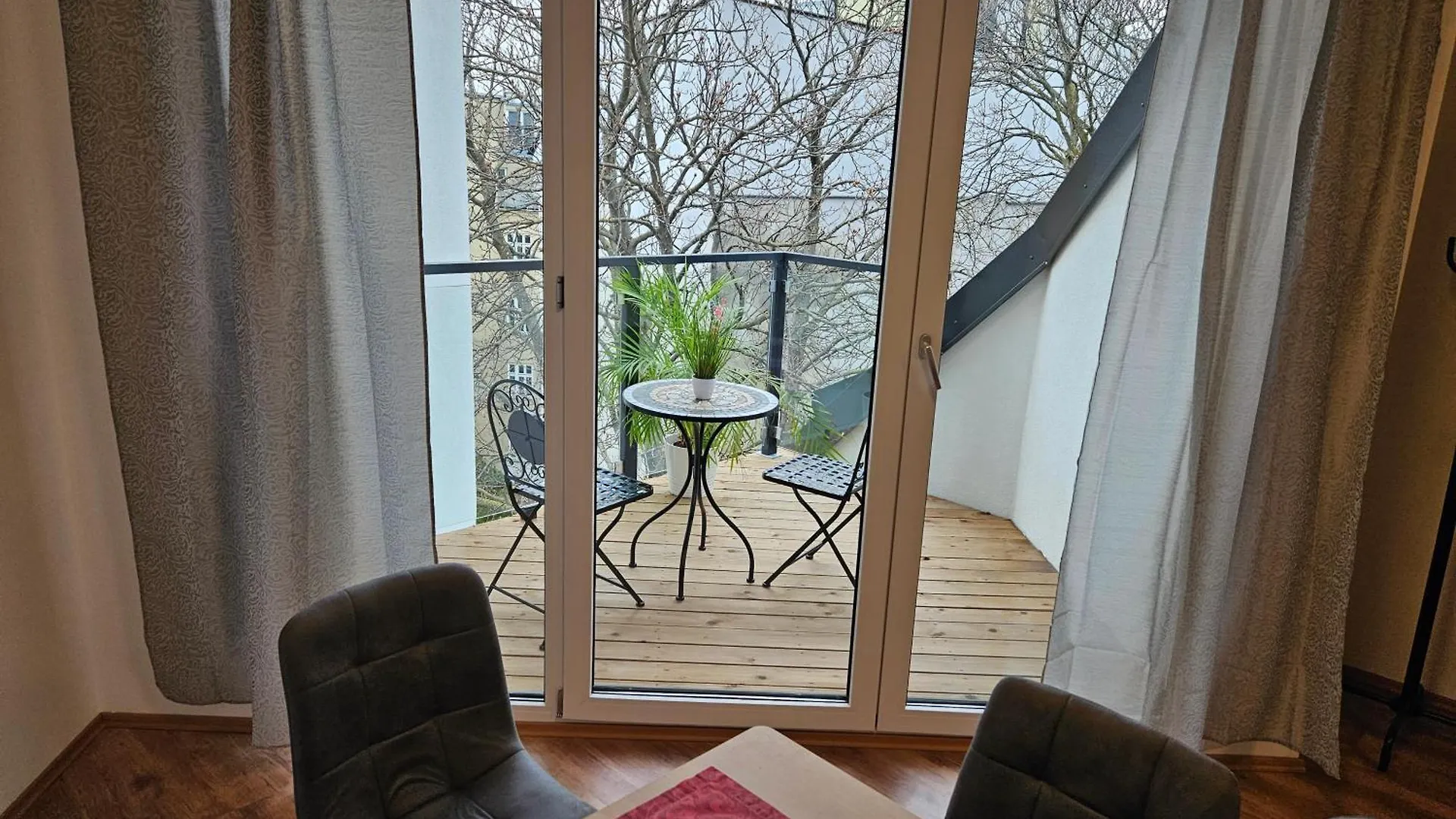 Appartement Rooftop 'Chestnut Tree' 23 à Vienne 0*,